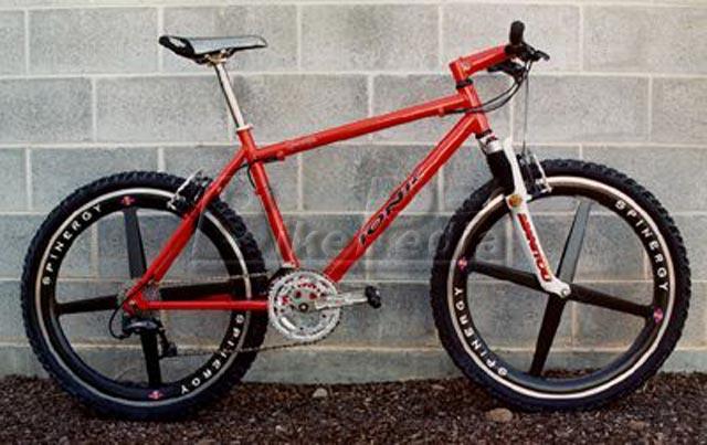 1998 Ionic E3 CX (02)