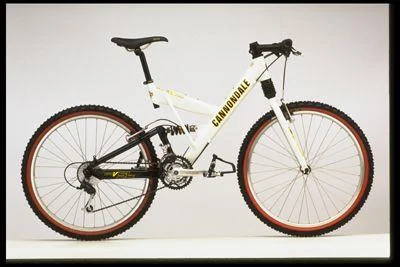 1998 Cannondale Super V 700