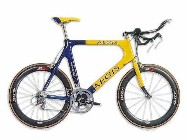 2001 Aegis Trident 5