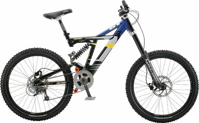 2004 GT DH i