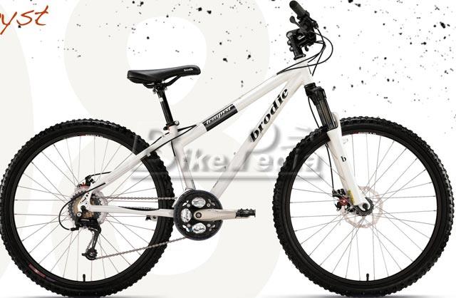 2008 Brodie Tempyst