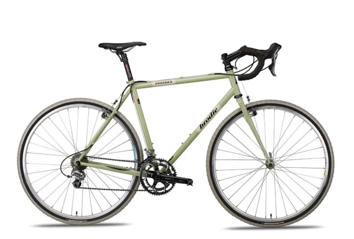 2011 Brodie Romax Cromo