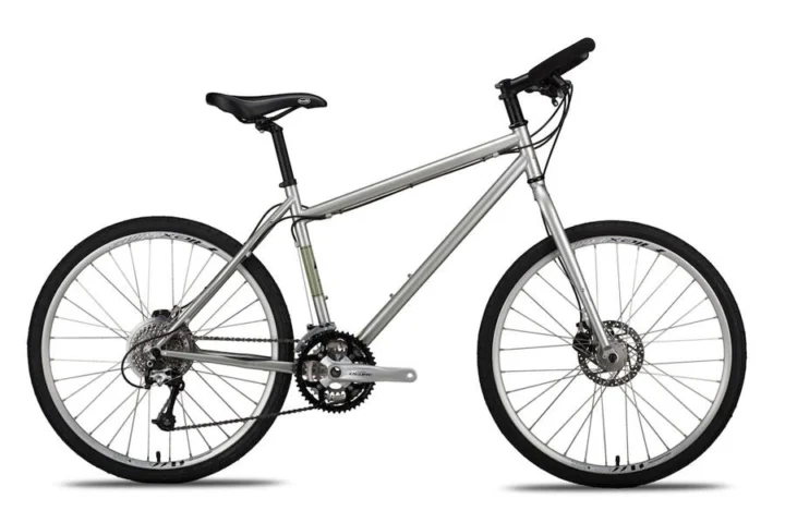 2011 Brodie Roam