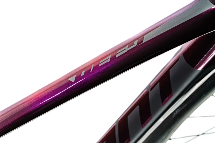 2020 Giant Defy Advanced 1