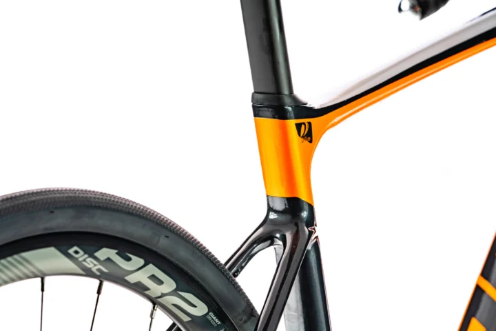 2020 Giant Defy Advanced 2