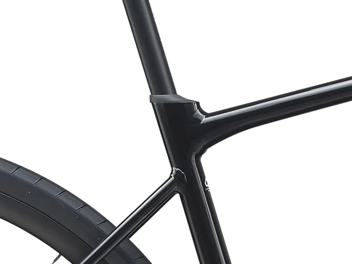 2021 Giant Contend AR 3