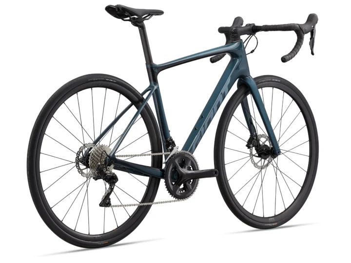 2022 Giant Defy Advanced 2
