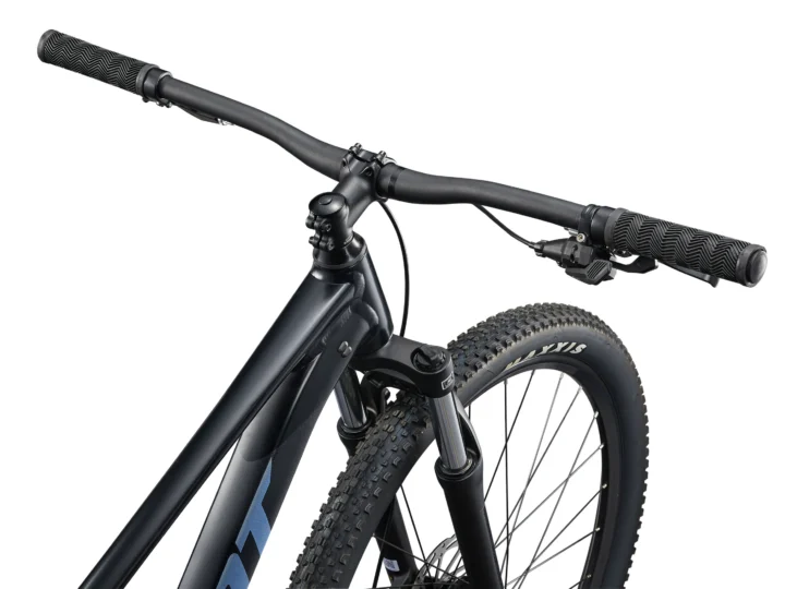 2025 Giant Talon 4