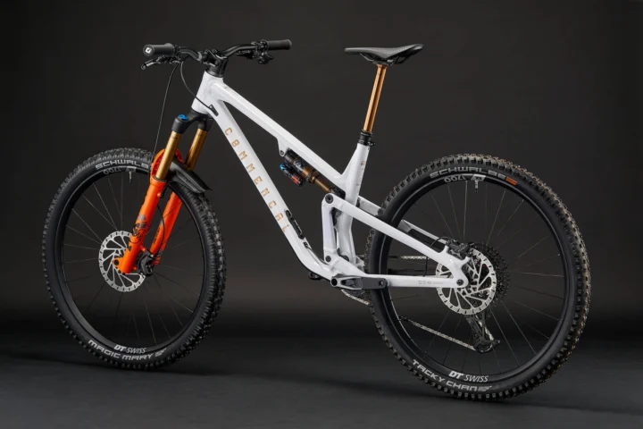 2025 Commencal Meta V5 Signature