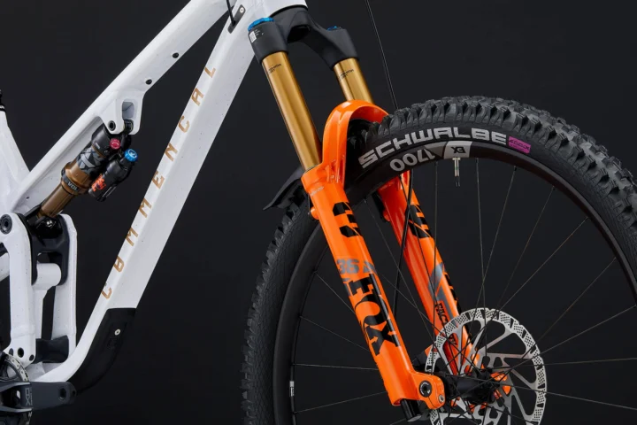 2025 Commencal Meta V5 Signature