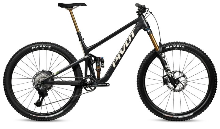 2026 Pivot Switchblade Pro XT Di2