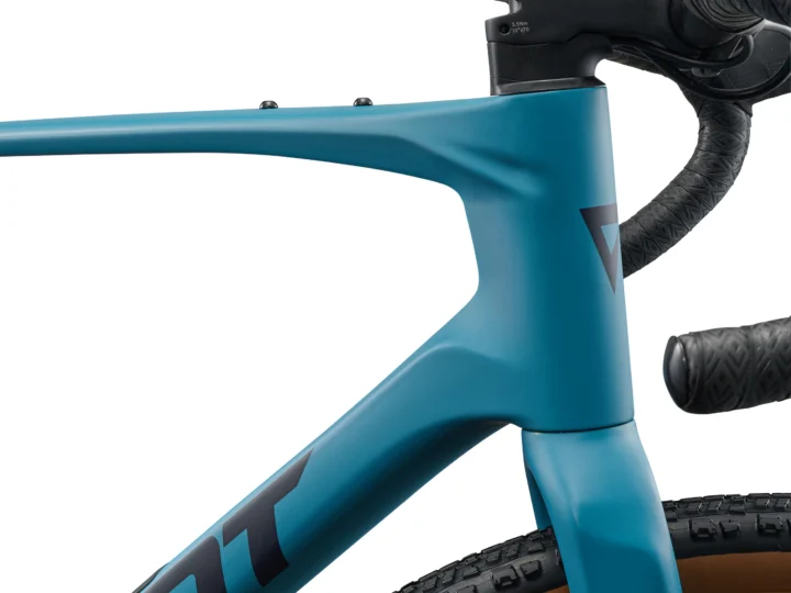 2026 Giant Revolt Advanced 3