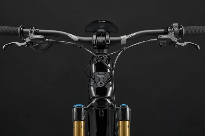 2026 Commencal Meta Power SX 800 Signature