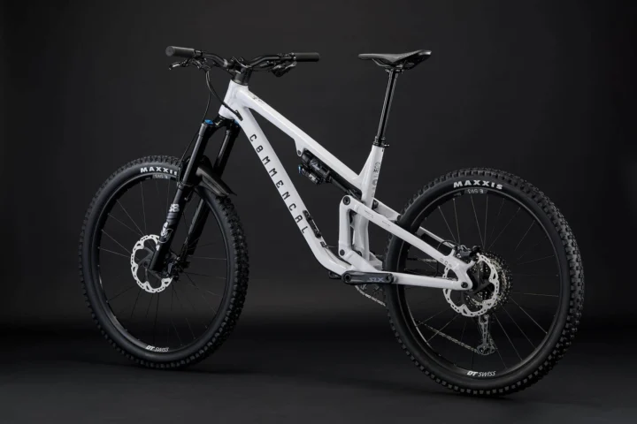2026 Commencal Meta SX V5 Essential