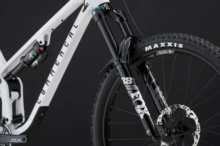 2026 Commencal Meta SX V5 Essential