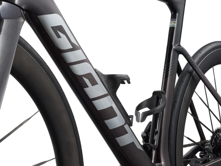 2027 Giant Propel Advanced Pro 0-AXS