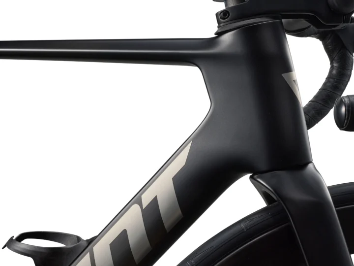 2027 Giant Propel Advanced 1