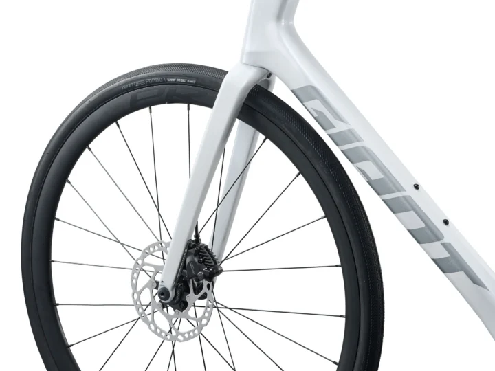 2027 Giant Defy Advanced 2