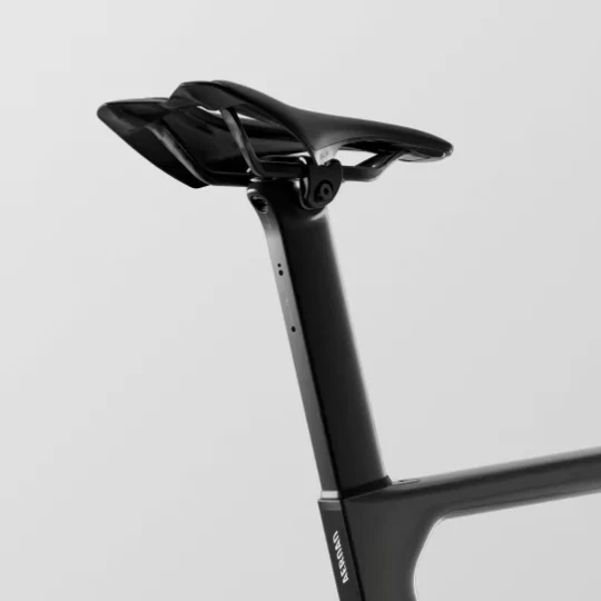 2027 Canyon Aeroad CFR Di2