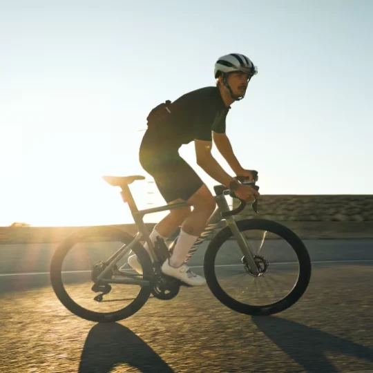 2027 Canyon Endurace CF SLX 8 Di2