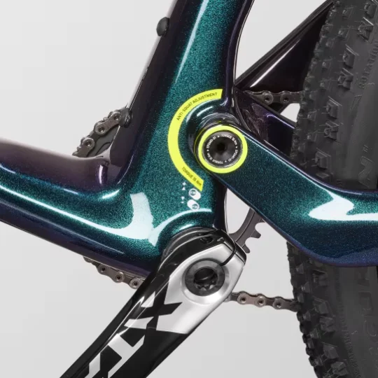 2027 Canyon Lux World Cup CFR XTR Di2