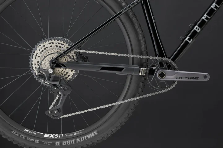 2027 Commencal Meta HT V3 Signature Pure Black