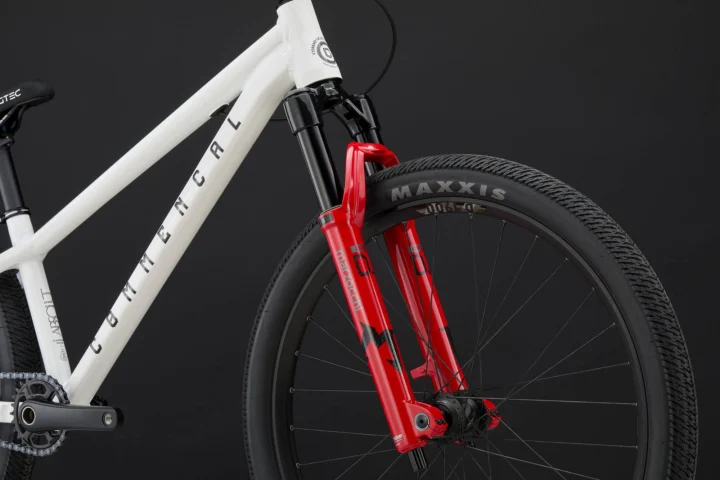 2027 Commencal Absolut Bomber