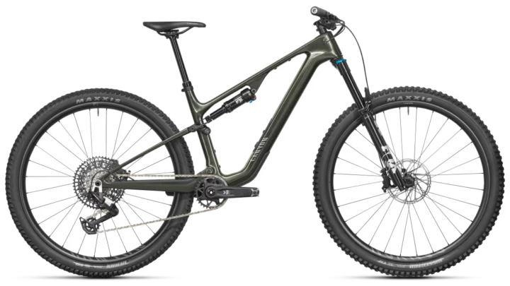 2027 Canyon Lux Trail CF 7