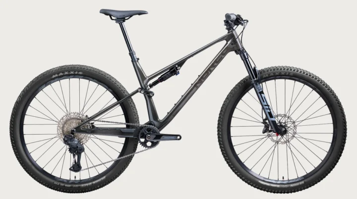 2027 Norco Revolver C2