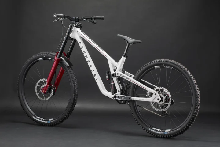 2027 Commencal Supreme DH V5.2 Team Replica