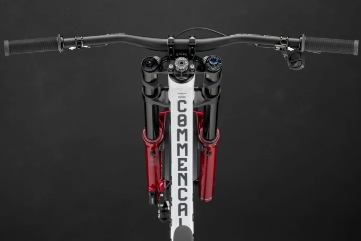 2027 Commencal Supreme DH V5.2 Team Replica