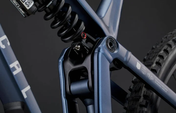 2023 Commencal Meta V5 Race