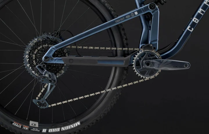 2023 Commencal Meta V5 Race